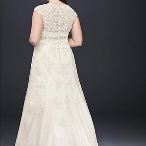 Brand new with tags size 16 wedding dress